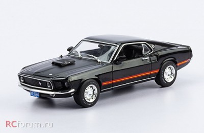 33 FORD MUSTANG MACH 1 COUPE (1969).jpg